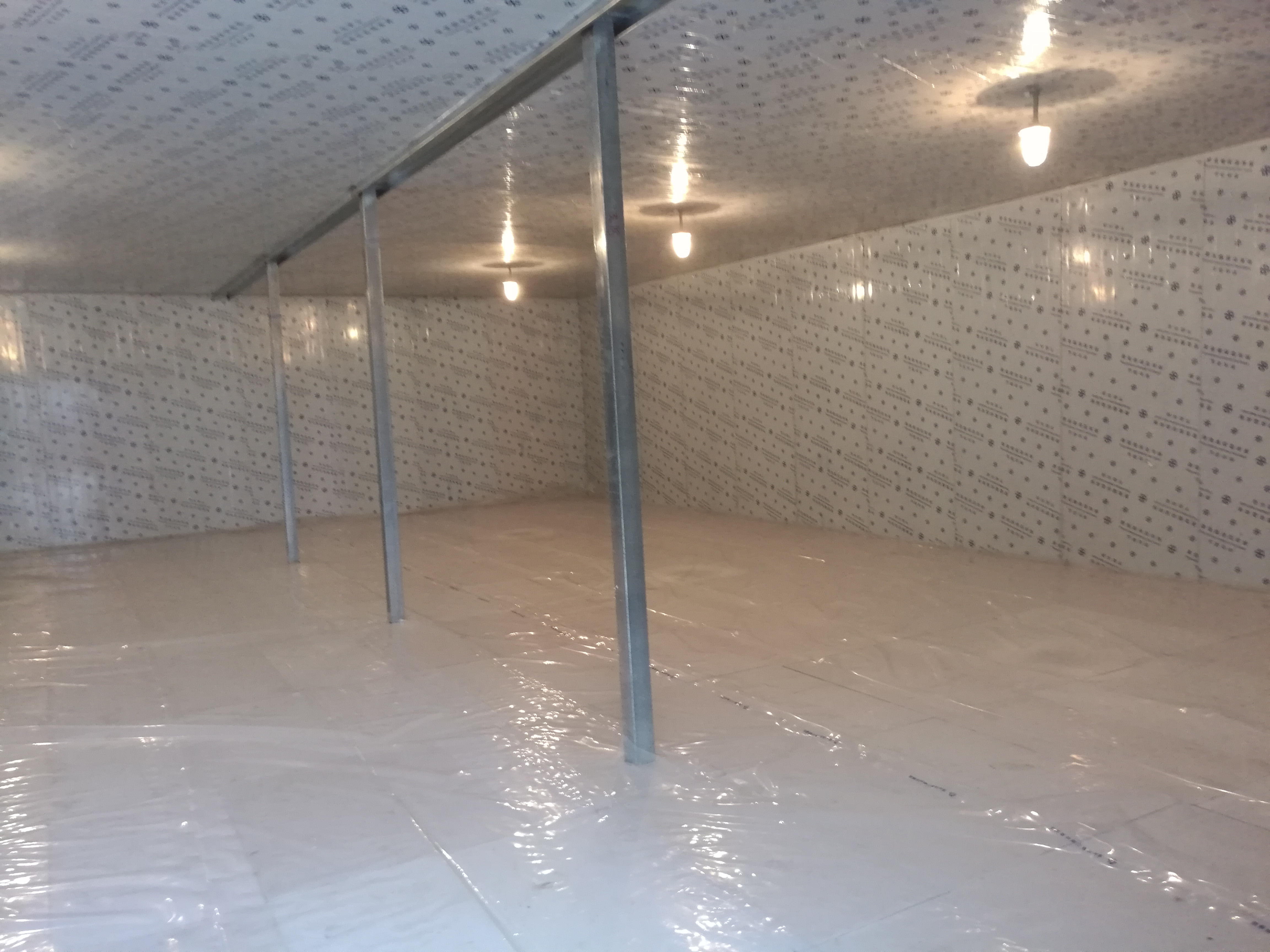 ���r�������Ĥ����D�ܰ壬��Ĥ��߅��ˮ�������